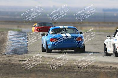 media/Oct-26-2025-CalClub SCCA (Sun) [[8ce1e69566]]/Group 5/Grapevine/